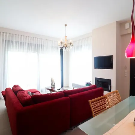 Luxurious, 3-bedroom With Private Pool Вилла