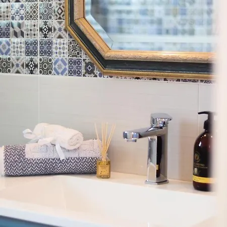 Luxurious, 3-bedroom With Private Pool *