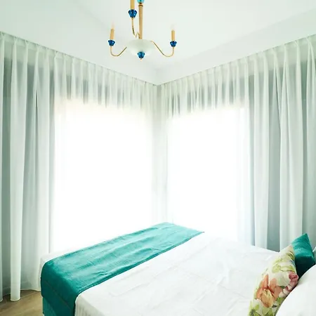 Вилла Luxurious, 3-bedroom With Private Pool Никити