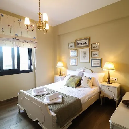 Villa Luxurious, 3-bedroom With Private Pool *